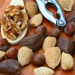 Eating Nuts Reduce Heart Attack Risk
