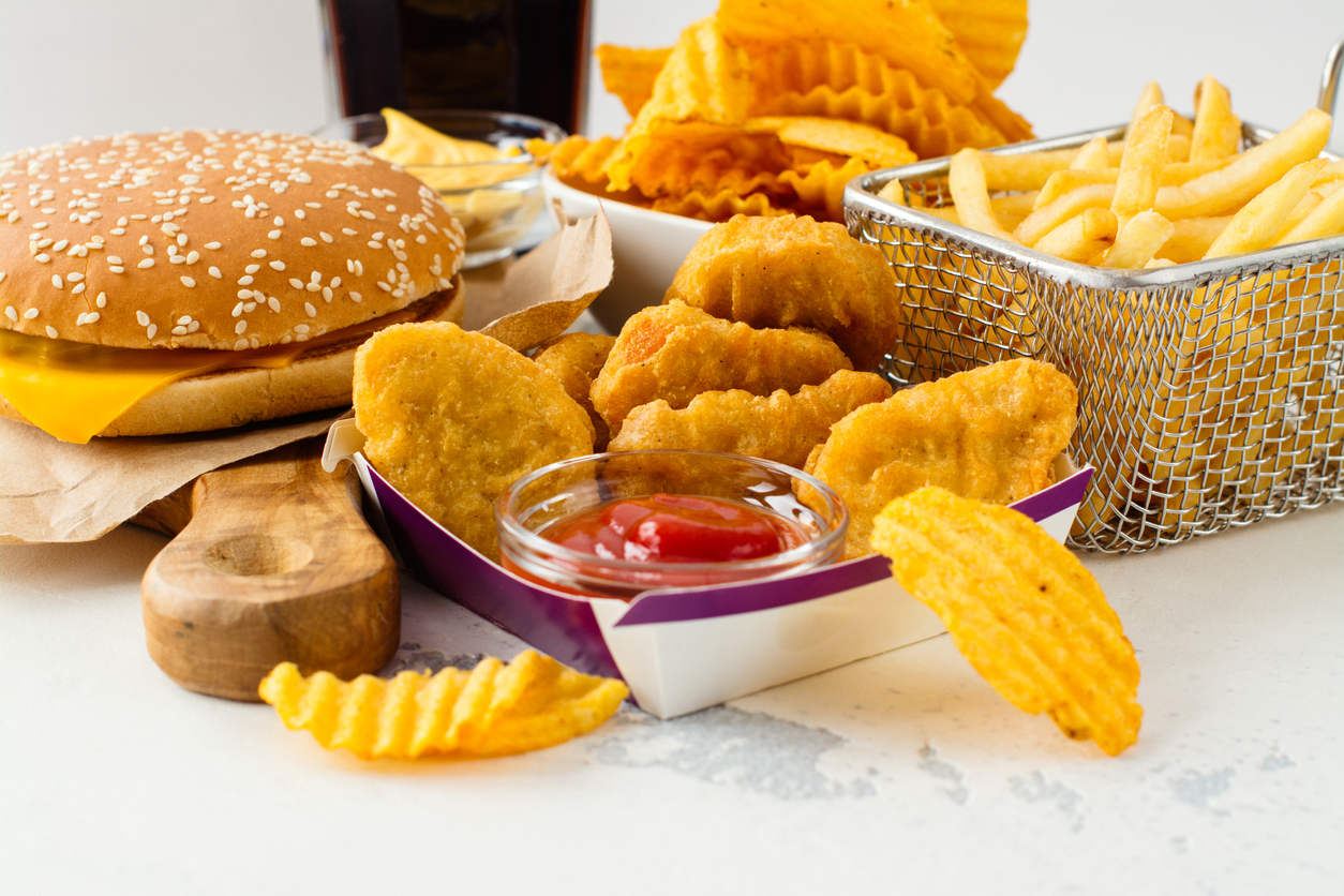 Fast Food Consumption Linked To Mental Distress NaturalHealth365