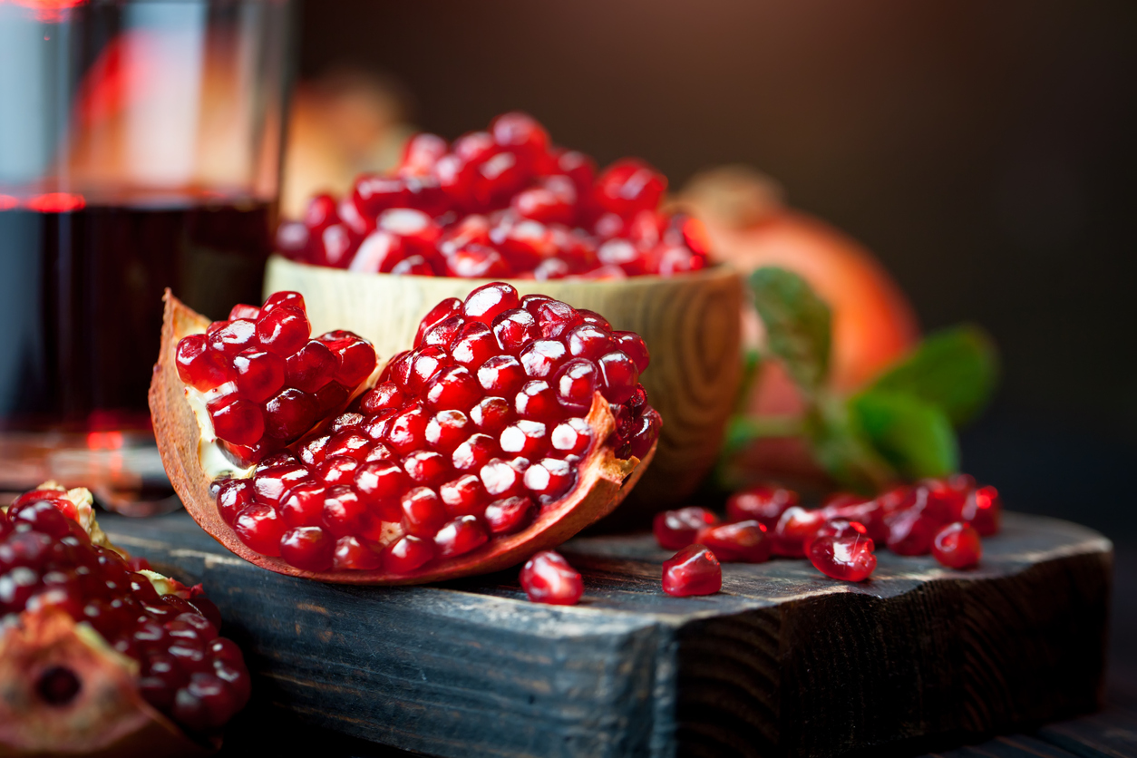 Pomegranates Fight Cancer In Multiple Ways NaturalHealth365